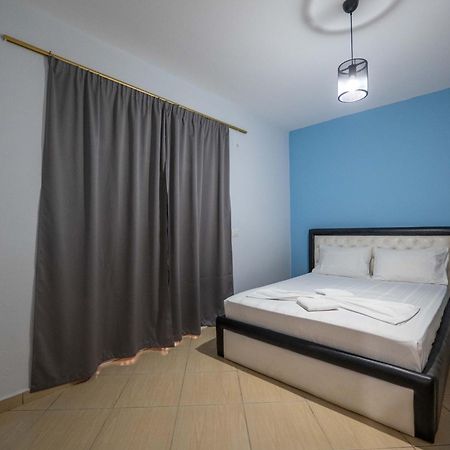 Harmony Apartment Sarande Bagian luar foto