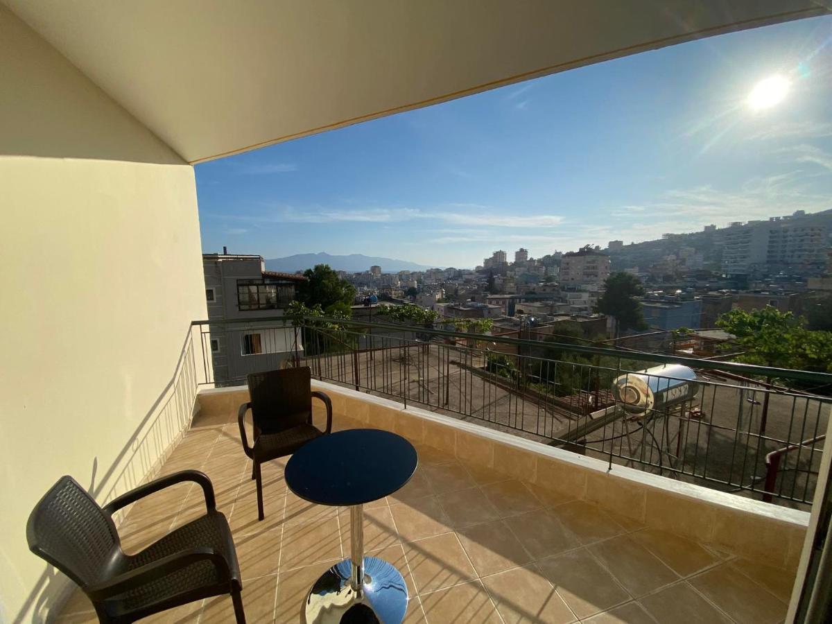 Harmony Apartment Sarande Bagian luar foto