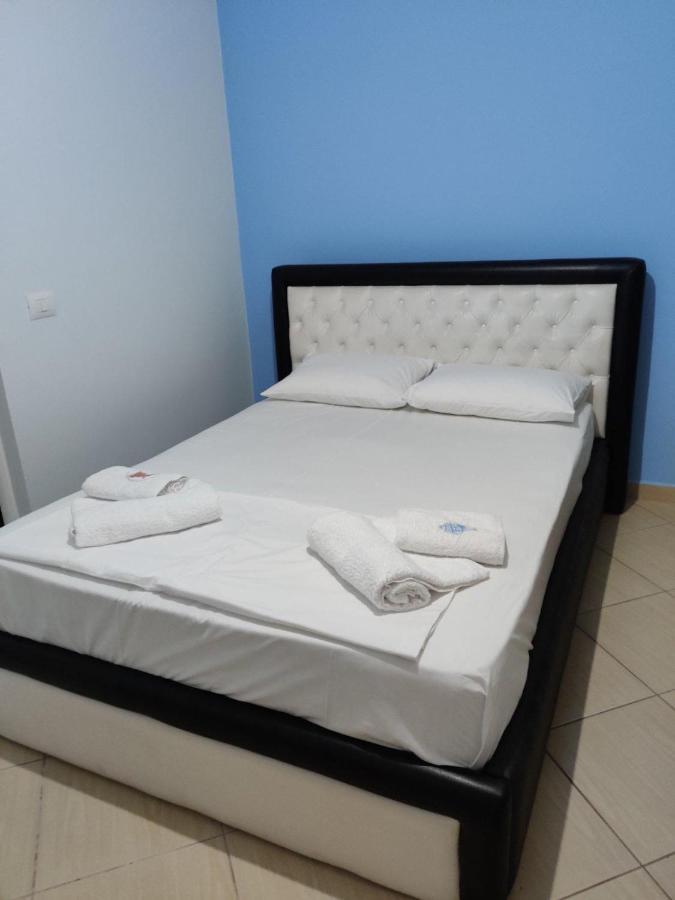 Harmony Apartment Sarande Bagian luar foto