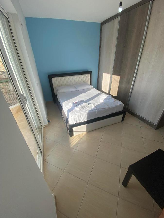 Harmony Apartment Sarande Bagian luar foto