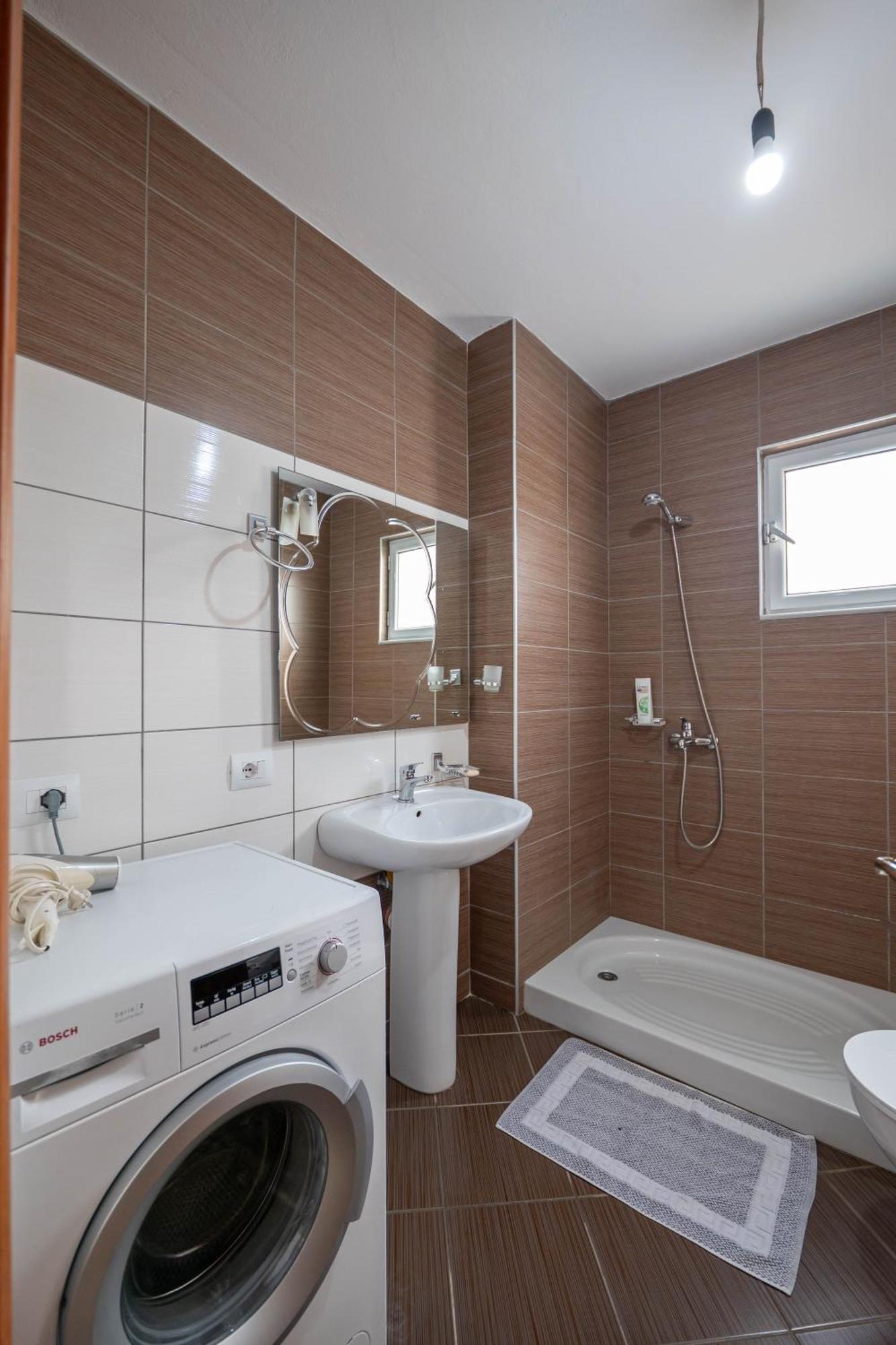 Harmony Apartment Sarande Bagian luar foto